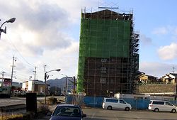 ���ݒ��̂W�K���ă������[���}���V�����i�������P���������j