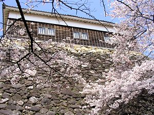 �����E�ƍ�