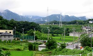 �_���Ⴍ�A�R�ɂ�����~�J��i�H�ᒬ�j