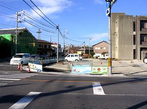 �����̈�ʎ���Ŏ��グ��K�\�����X�^���h�Ւn