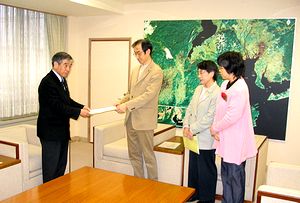 �c���s���ɐ\���������n���i������s���A�����A����A����j