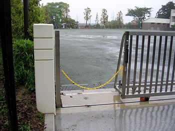 ���F�̍����O���Ύ��R�ɏo����ł���