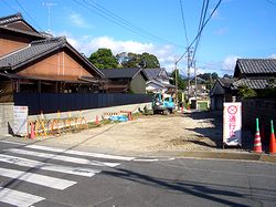 �쑺�̒ʂ肩��R�~���j�e�B�ւ̓��H�����ǒ�