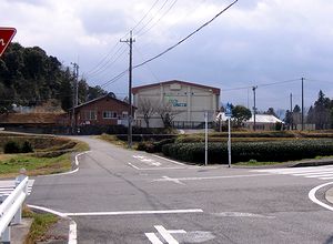 ���쏬�t�߂̌����_�i�����Ɍ����錚�������w�Z�j