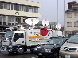 �s�������ԏ�̃}�X�R�~�̎�