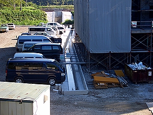 �}���V�����̉��̐��H�ŗ���ɂȂ���