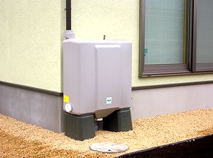 �䂪�ƂɉJ���^���N��ݒu���܂���