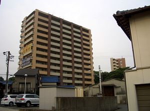 ����K���Ɍ������P�S�K���Ẵ}���V����